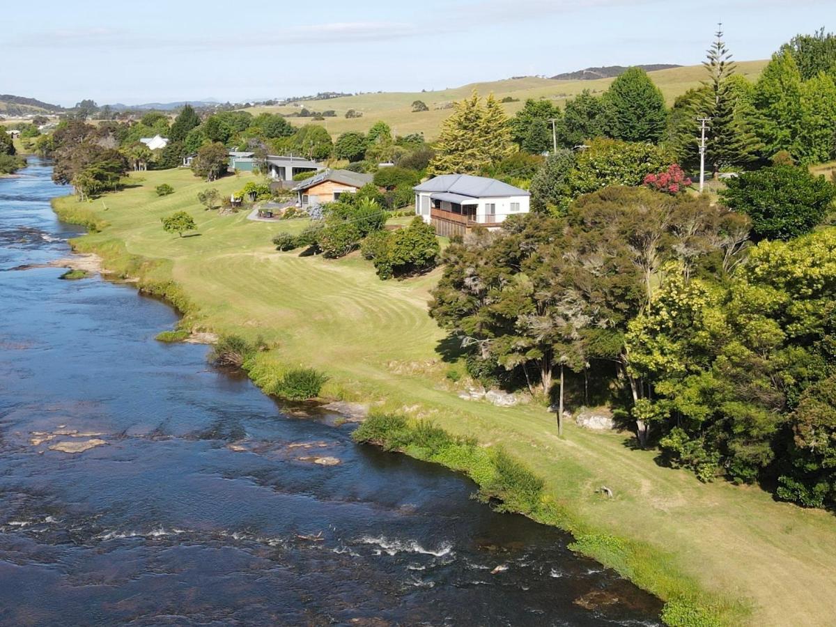 Te Awa Lodge Paihia Bagian luar foto