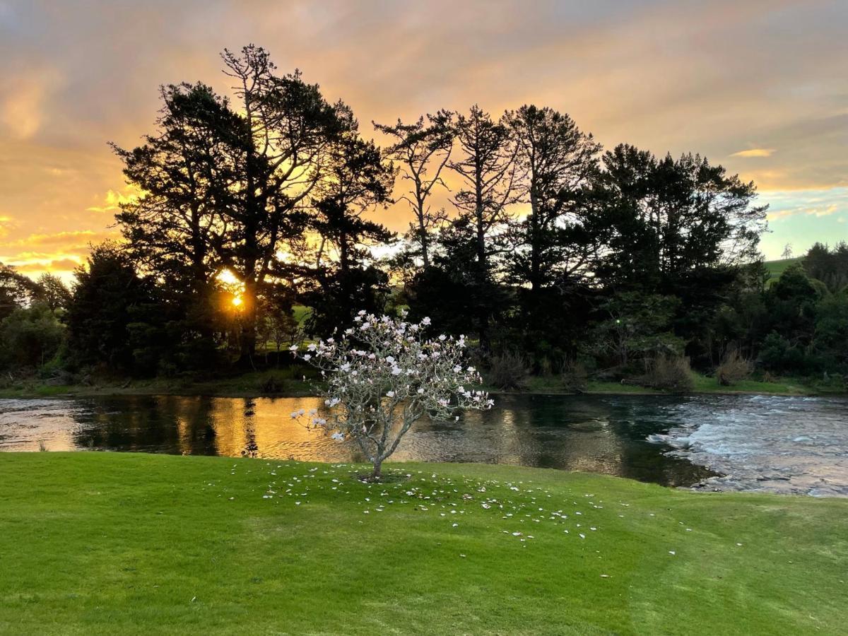 Te Awa Lodge Paihia Bagian luar foto