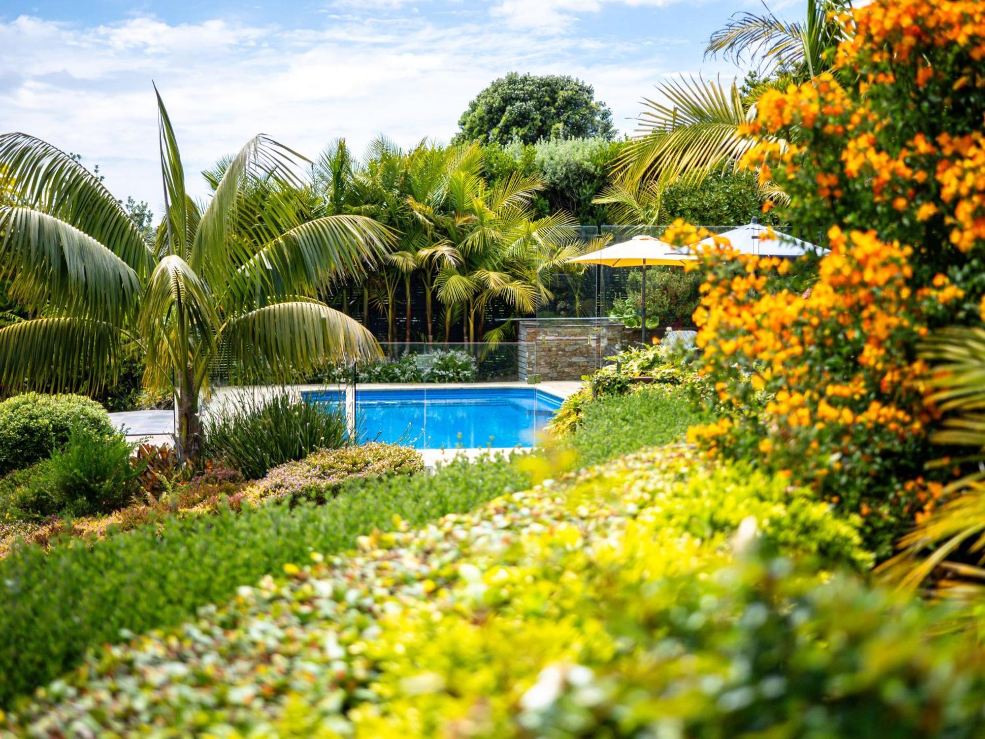 Te Awa Lodge Paihia Bagian luar foto