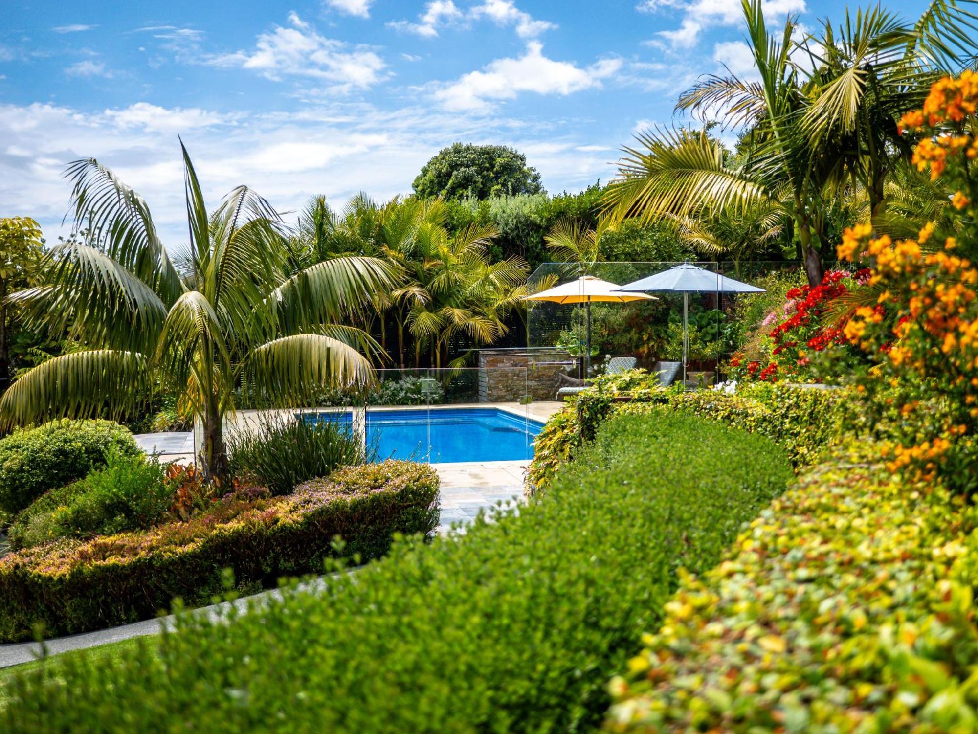 Te Awa Lodge Paihia Bagian luar foto