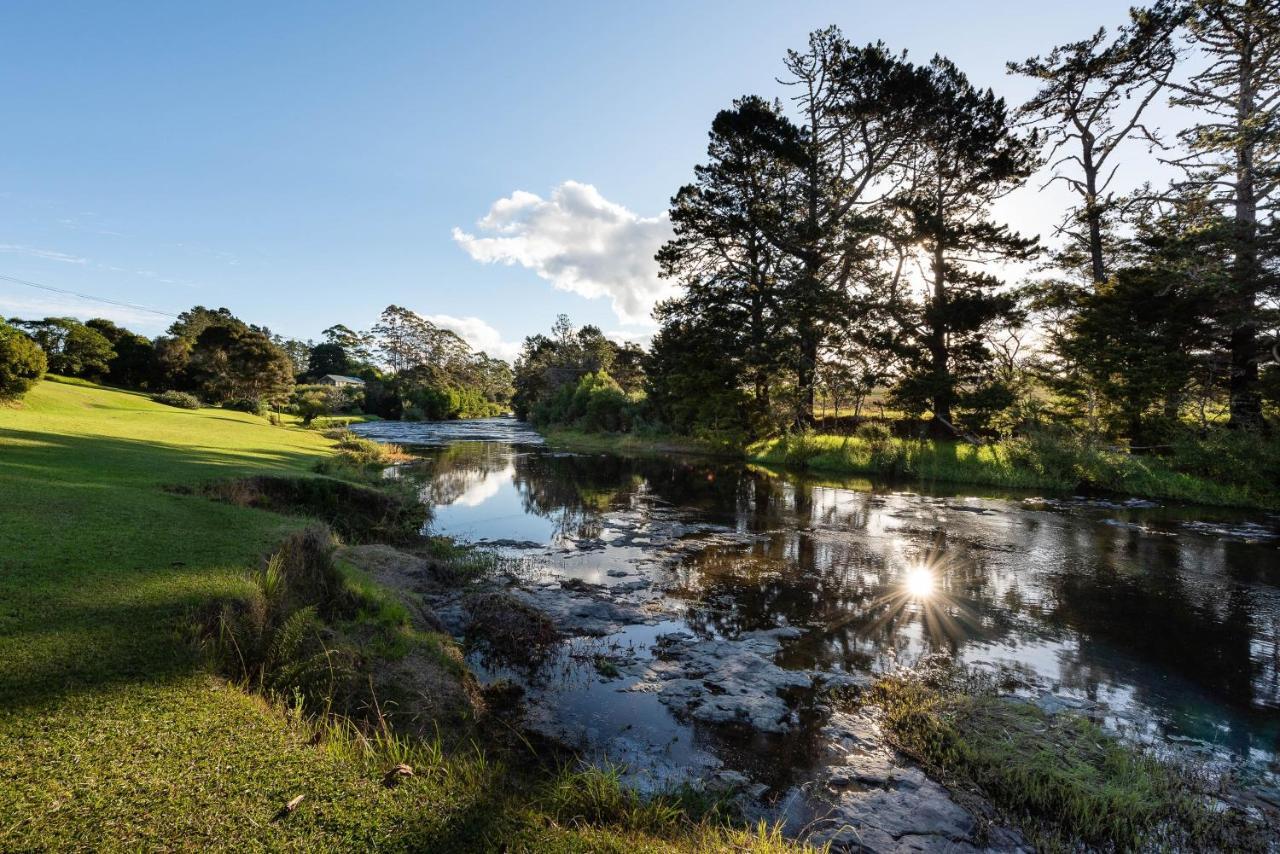 Te Awa Lodge Paihia Bagian luar foto